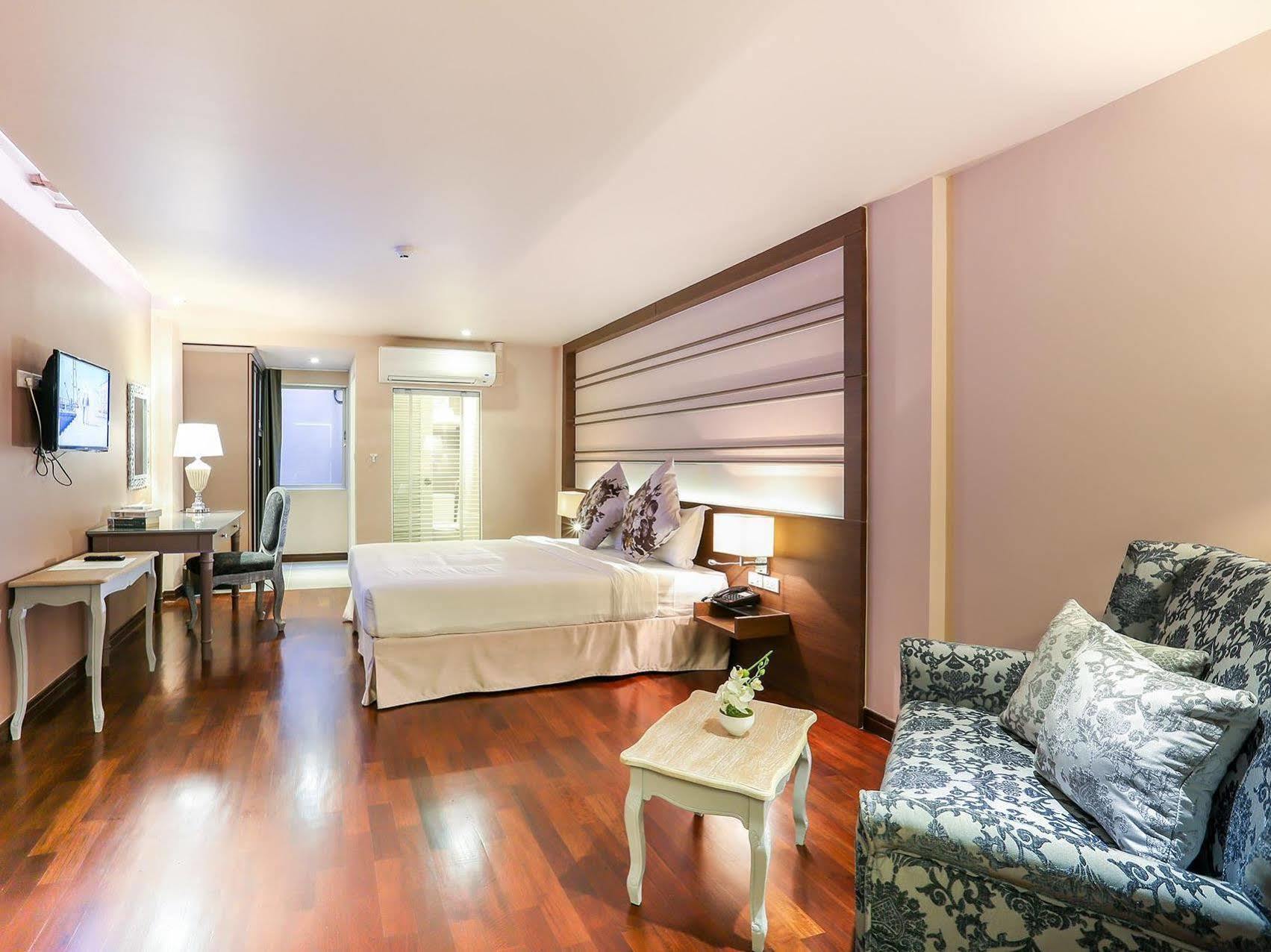 בנגקוק The Sathon Vimanda Hotel מראה חיצוני תמונה